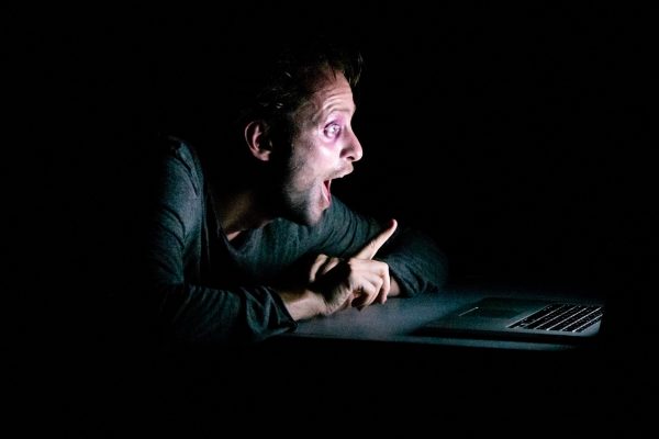 Delving Into the Devices (Performative and Literal) of Richard Saudek’s BEEP BOOP