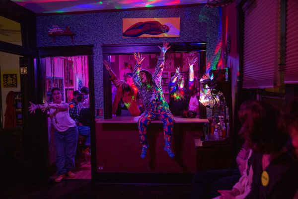 Intergenerational Vibing in Chicago Theater: Young Krones and A DRAMA IN ROGERS PARK